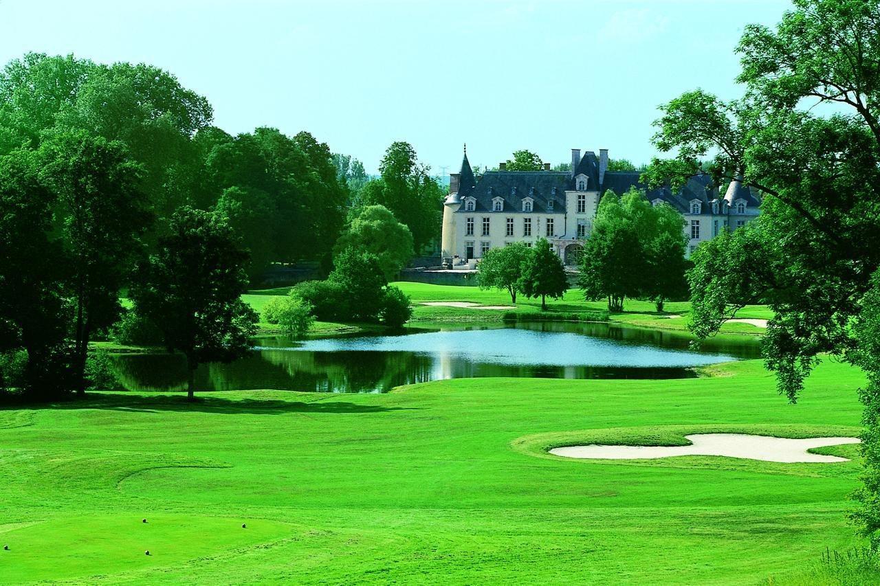 Chateau D'Augerville Golf & Spa Resort Eksteriør billede